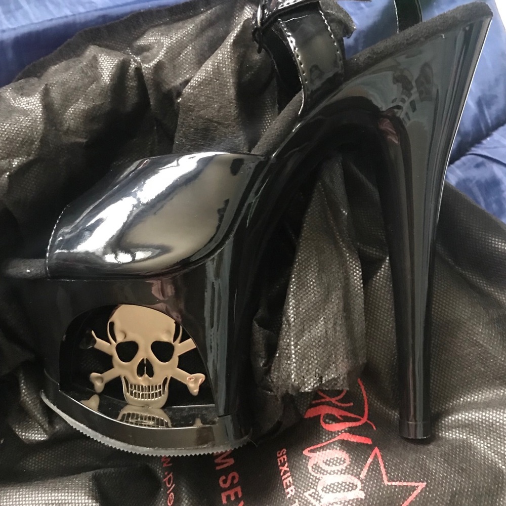 ☠️ beautiful dancing shoes!